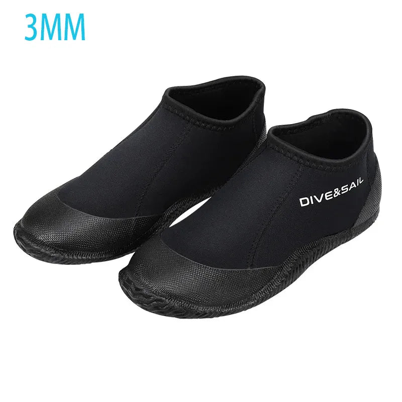 5mm & 3mm Neoprene Dive Boots – Keep Your Feet Warm and Ready for Any Water Adventure
