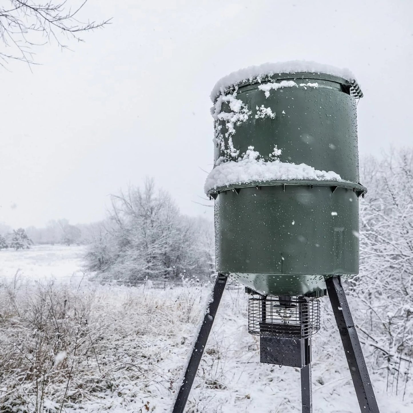 Quick-Set Pro 270lb Game Feeder with Digital Timer Durable Varmint-Proof Tripod Corn/Pellet Deer Hunting Feeder 50-feet Radius